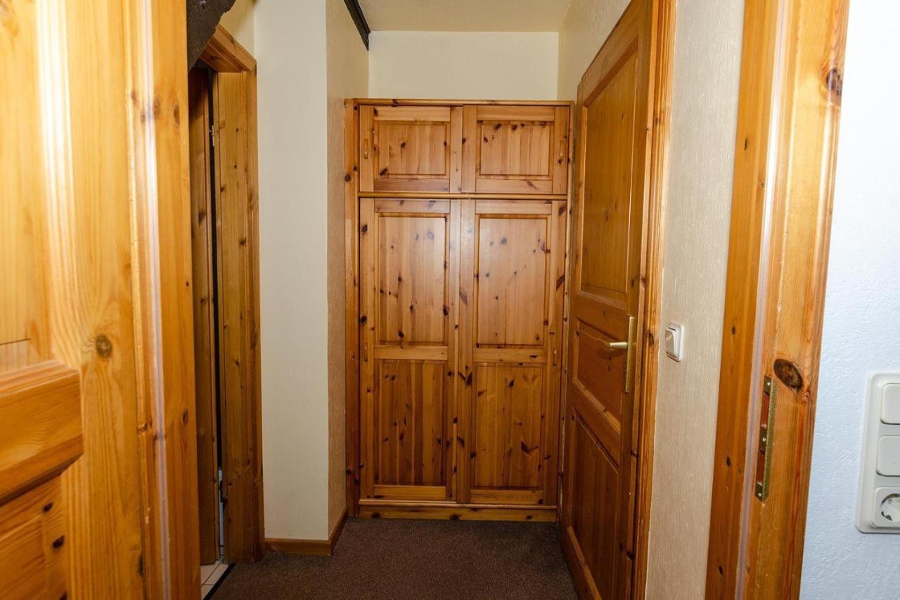 3-R-Ferienwohnung-Fuer-3-Personen-In-Schaprode-Auf-Ruegen-Zi4 외부 사진